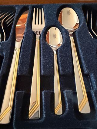 Juego Cubiertos Edelstahl Rostfrei + mueble