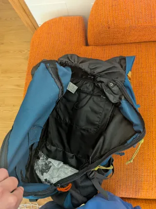 Mochila Quechua 60L color Azul