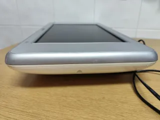 Televisión Philips FlatTV 23' con mando.