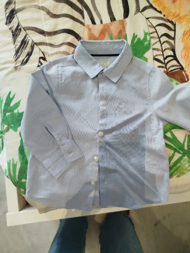 Camisa azul bebé