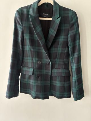 Americana cuadros Bershka verde y negra