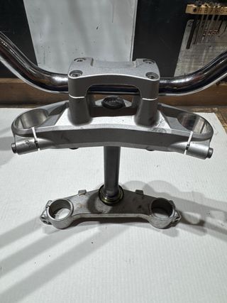 Tijas Suzuki GSR 600