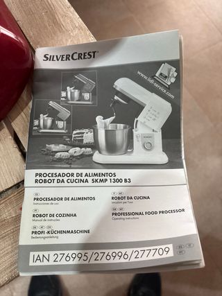 Amasadora Silvercrest Roja