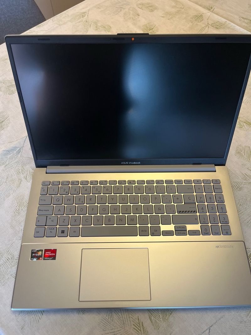 Asus Vivobook 15 GO - Plata afbeelding 4