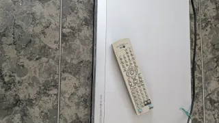 Reproductor DVD y VCR Hi-Fi Stereo