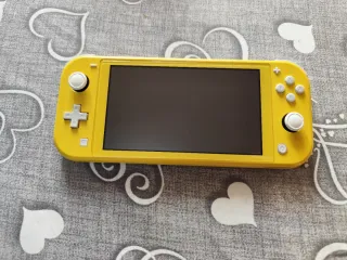 Set 2 Nintendo Switch lite nuove.