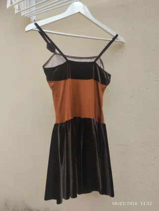 Vestido de ballet marrón y negro