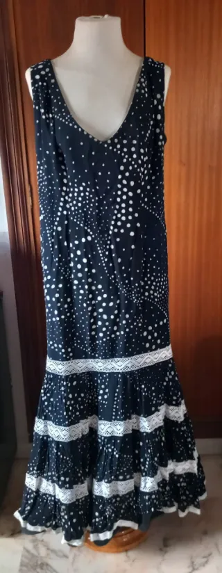 Traje de flamenca con lunares