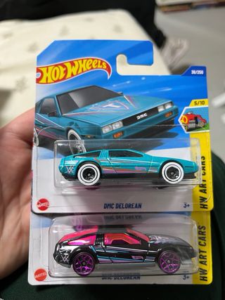 Caja de Hot Wheels - incluidos 4 th