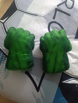 Puños Hulk Verdes