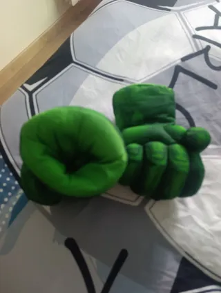 Puños Hulk Verdes