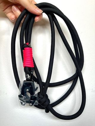 Guinzaglio nero con moschettone