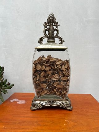 Tarro Decorativo con Pétalos Secos