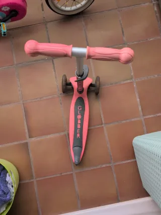 Patinete infantil Globber rosa 3 ruedas