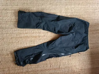 Pantalón Gore Tex Arc'teryx Negro