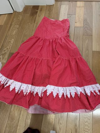 Falda flamenca roja y blanca