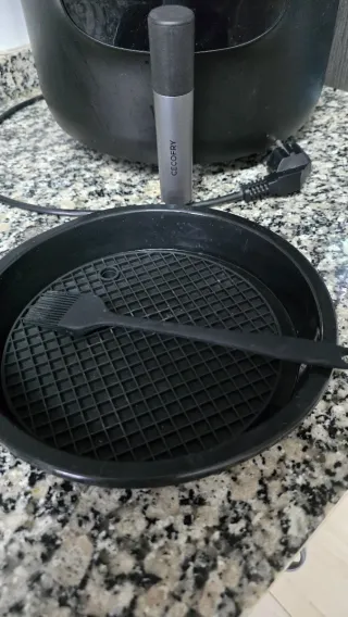 Cecotec Airfryer Negra