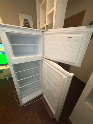Nevera Jocel en buen estado