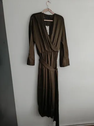 Mono largo satinado Zara Talla M