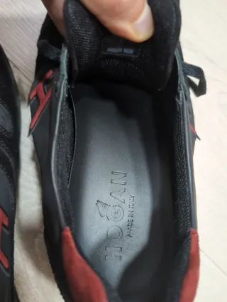 Zapatillas Hogan Negras y Rojas