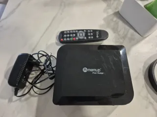 Lote tecnología: Auriculares y más