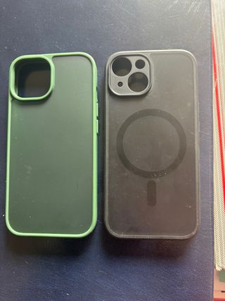 Fundas iPhone 15 (2 unidades) – MagSafe + silicona