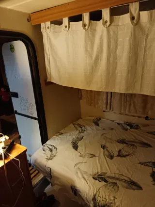 Avance de madera para caravana