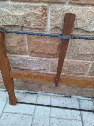 Sierra de carpintero antigua