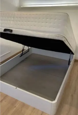 Canapé abatible con colchones viscoelástica