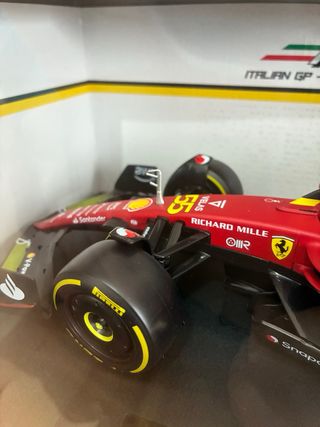 Ferrari F1-75 Carlos Sainz Edición Especial Modena