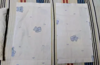 Almohada cuna y 2 fundas