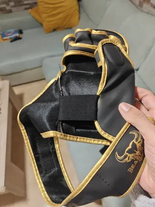 Guantes MMA Beastrage Negro/Dorado