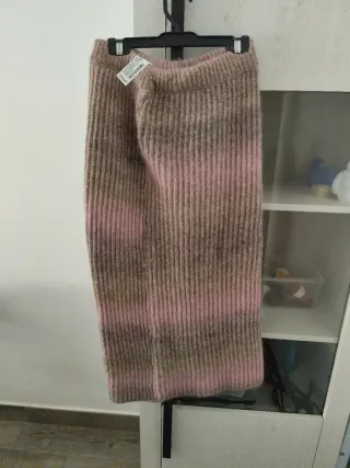 Conjunto de punto marrón y rosa