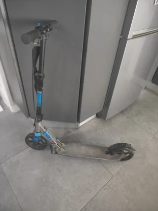 Patinete Oxelo Azul y Rosa 30 euros cada uno