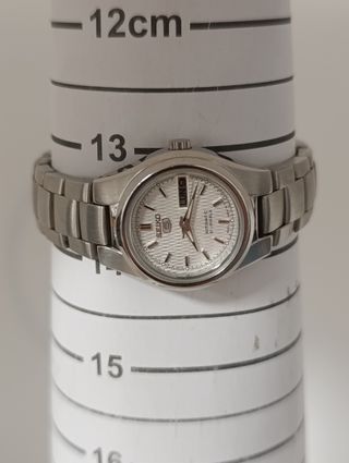 Reloj Seiko 5 Automático Plata y Blanco