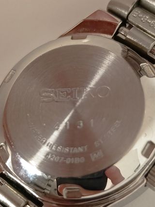 Reloj Seiko 5 Automático Plata y Blanco