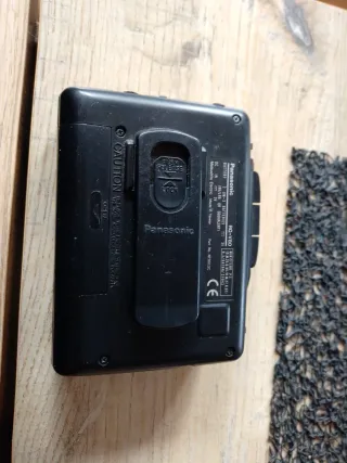 Walkman Panasonic RQ-V80 Radio Cassette