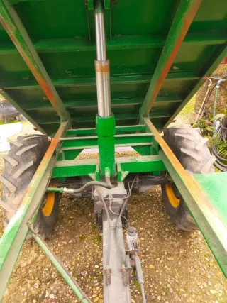 Tractor Pasquali 956 con volquete