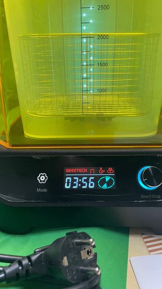 Impresora 3D resina + Centro curado y limpieza