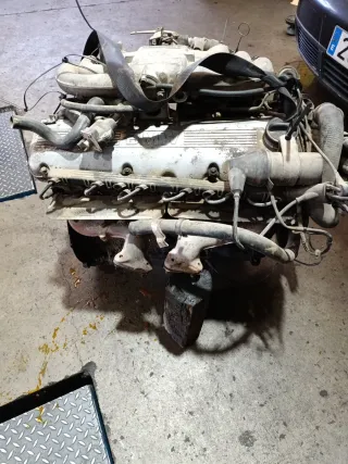 Motor BMW 525e E28 M20