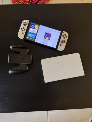 Nintendo Switch OLED Blanca y Negra