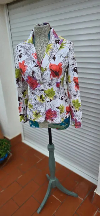 Maniquí Talla 44 Estampado Floral