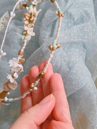 Corona de comunión flores y perlas