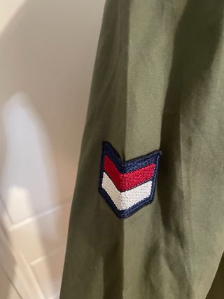 Camisa verde militar con parches, unisex