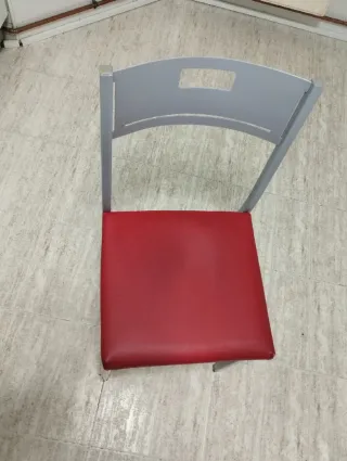 Mesa de cristal o 2 sillas