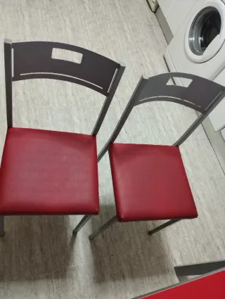 Mesa de cristal o 2 sillas