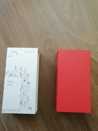 Caja móvil BQ Aquaris U Lite.