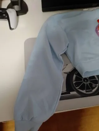 Sudadera Crop Top Azul con Dibujo