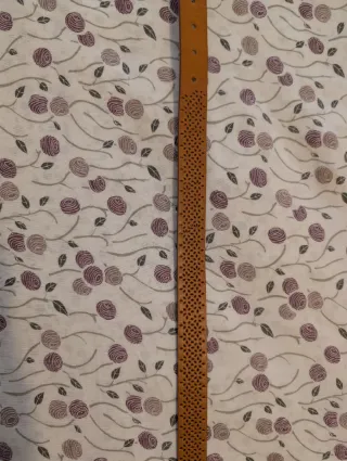 Cinturón Stradivarius Marrón con Hebilla Dorada