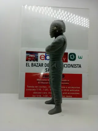 1/8 Figura driver piloto con casco - resina 3D 01